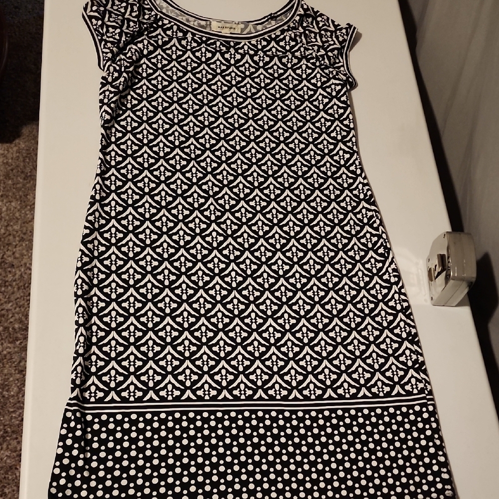 Max Studio Black and White Sheath Dress with Flutter Cap Sleeves